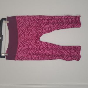 Lululemon Run: Top Speed Crop   SIze 10